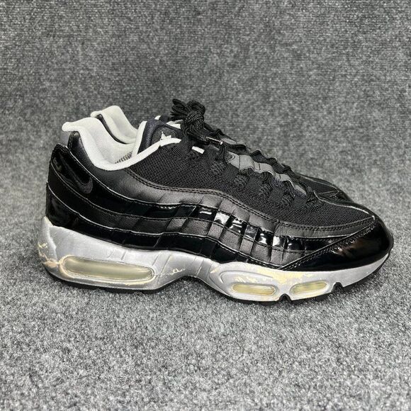 Nike Air Max 95 Shoes Men\'s Size 12 Black Sliver Vintage Retro Athletic Sneakers